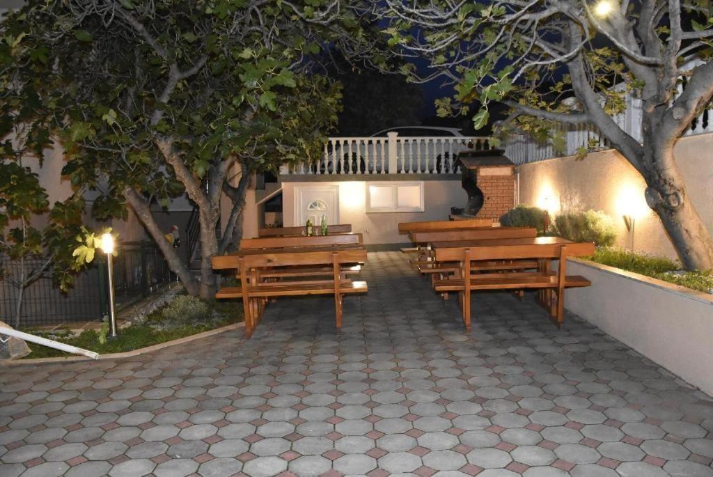 Apartmani Mira Klenovica Exteriér fotografie