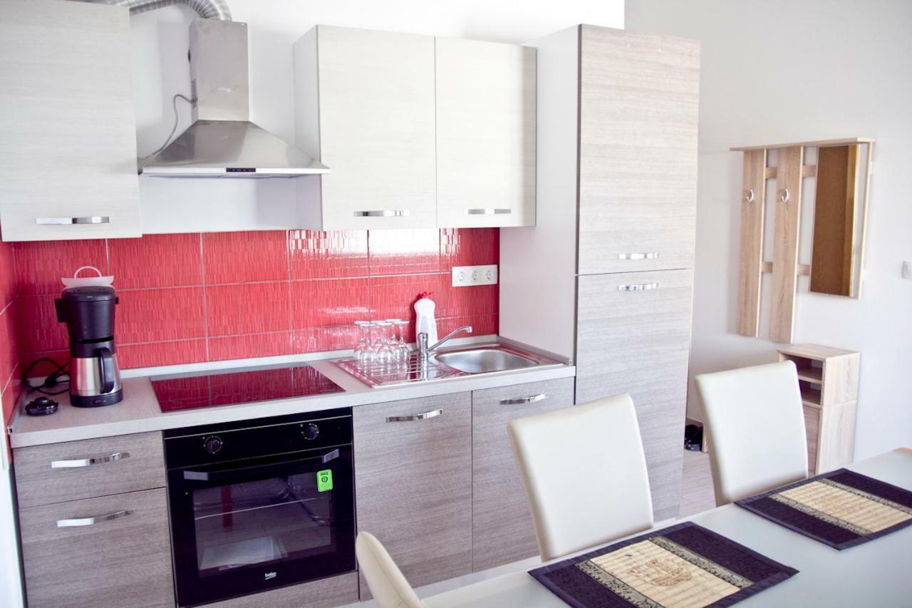 Apartmani Mira Klenovica Exteriér fotografie